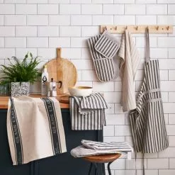 Dunelm Professional Apron 7 Dunelm Professional Apron - 1000182718 alt02