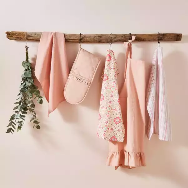 Dunelm Pretty Boho Apron 6 Dunelm Pretty Boho Apron - Image 4